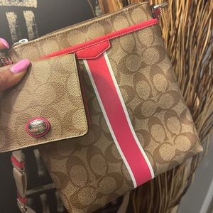 Coach Crossbody w. Wallet